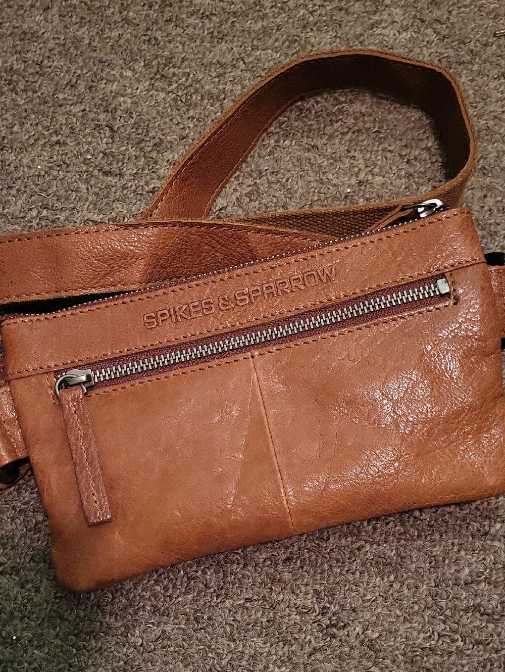 Spikes & Sparrow Women’s Tan Leather Crossbody Bag/Bum Bag NWOT